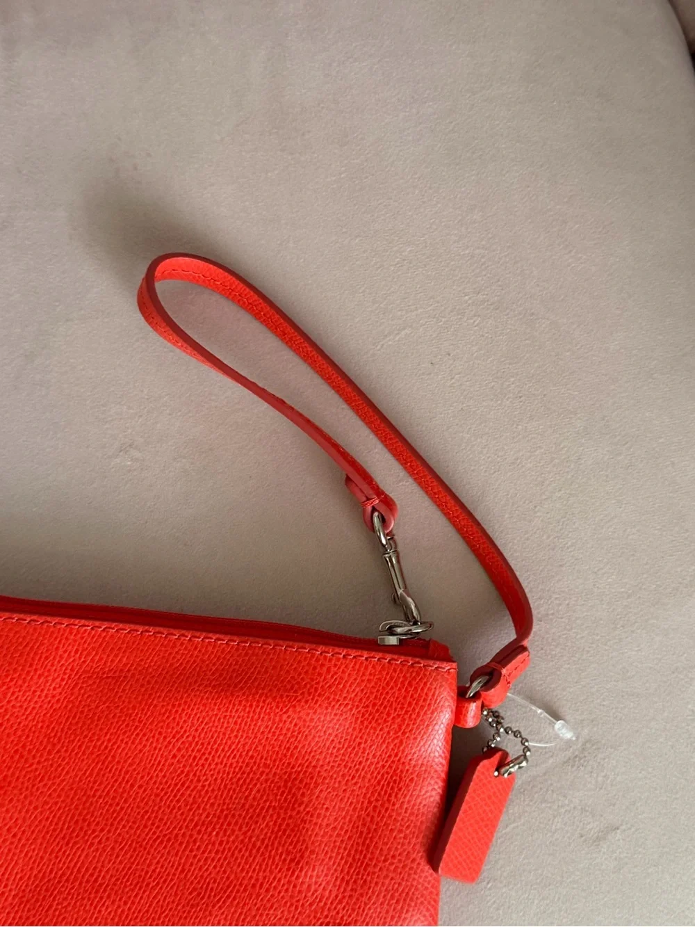 Coach F52850 Crossgrain Leather Small Wristlet in Orange 🍊